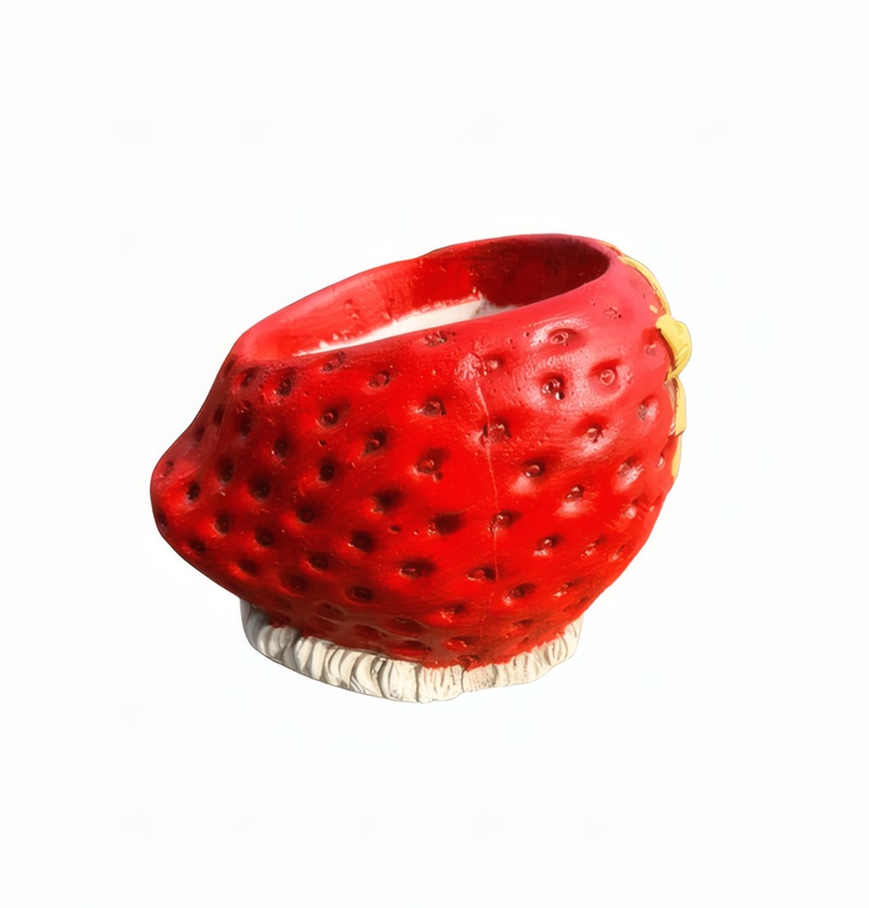 06100000091_1 Lateral de Macetero Fresa fabricado en piedra artificial con textura detallada para decoración de plantas en jardín o terraza.