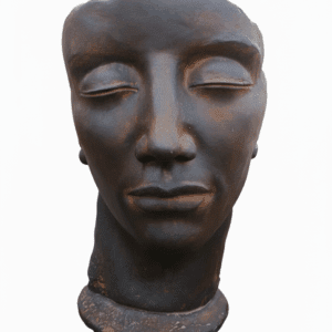 Figura Piedra Artificial Makara (110 cm). Escultura de rostro de mujer modernista con ojos cerrados. Hormigón color Óxido (95 Kg).