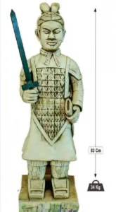 Estatua Guerrero Chino (82 cm) con Espada. Figura Oriental Hormigón, acabado Ocre (34 Kg).