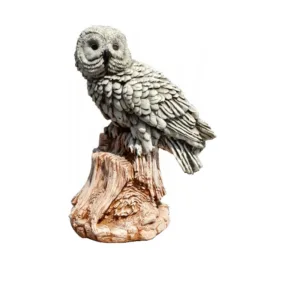 Figura Piedra Artificial Lechuza (47 cm). Estatua posada sobre un tronco con plumaje detallado. Color Ceniza (24 Kg).